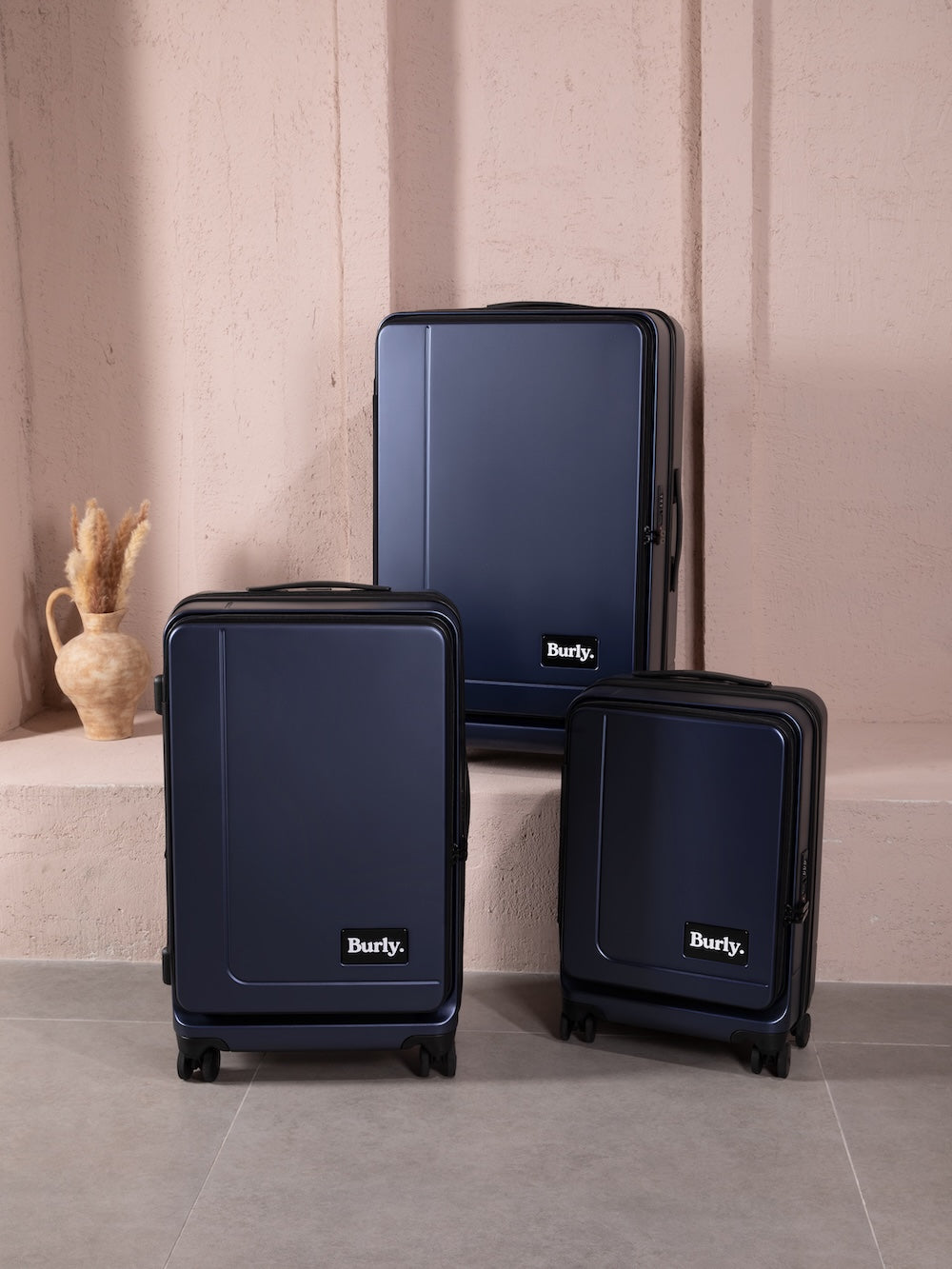 #colour_deep ocean navy